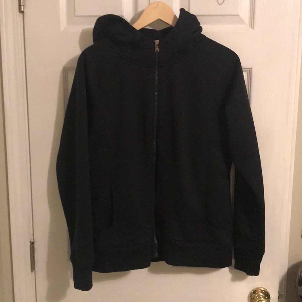 Under armour sweatshirt